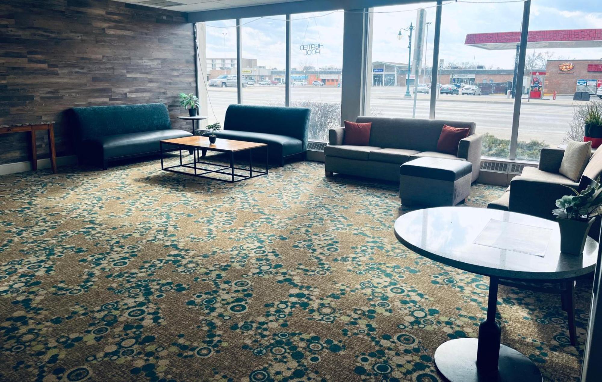 Baymont By Wyndham Keokuk Hotel Exterior photo
